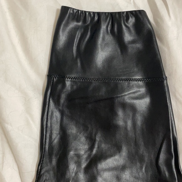 Wilfred Free Leather Leggings from Aritzia - Picture 2 of 3